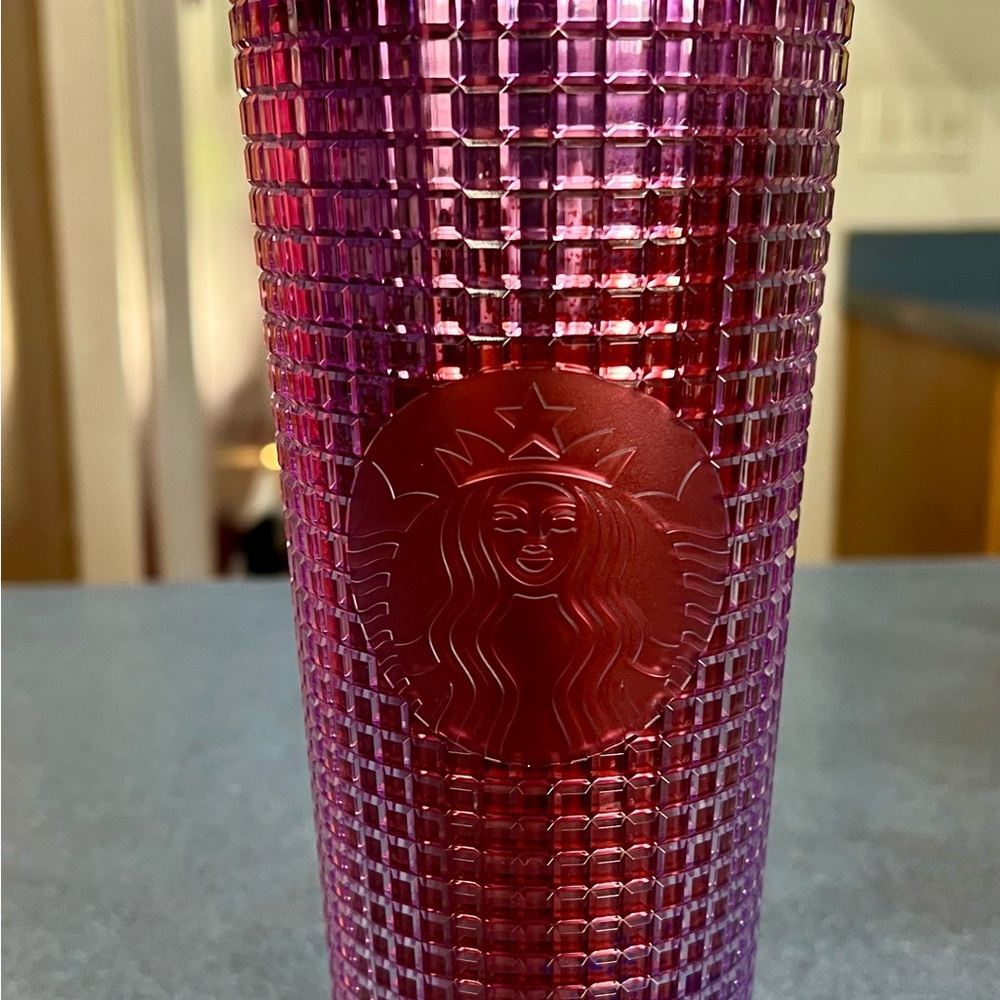 Starbucks Radiant Magenta Tumbler. 24 oz w/straw